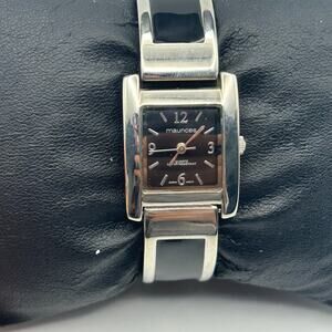 Maurices Silver Black Stainless Steel Women’s Cuff Watch Working New Battery